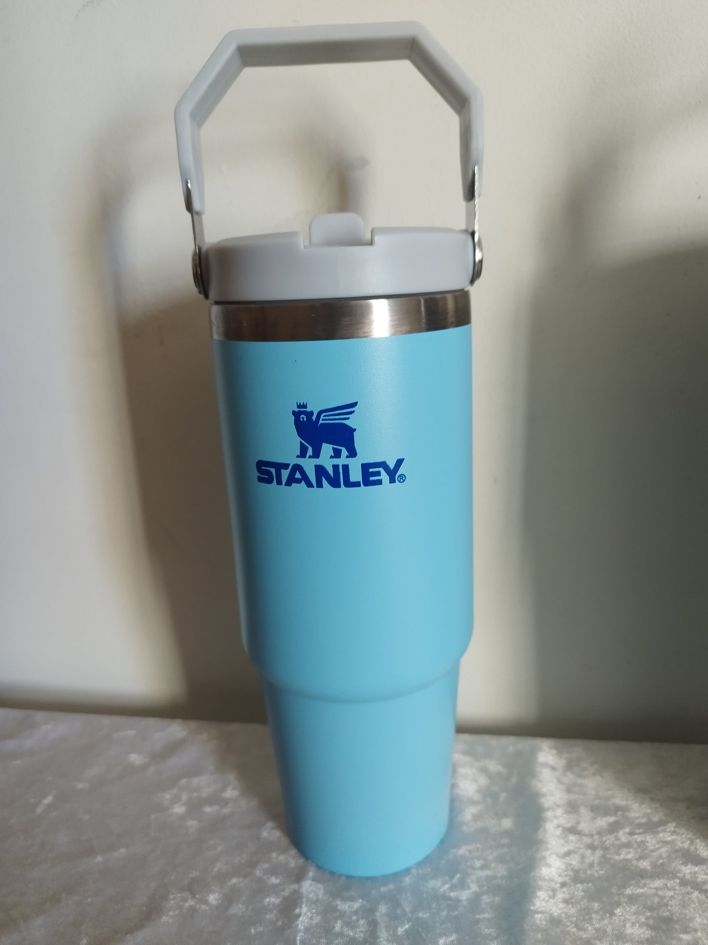 Termo Stanley 30 oz con agarradera (Stanley económico)