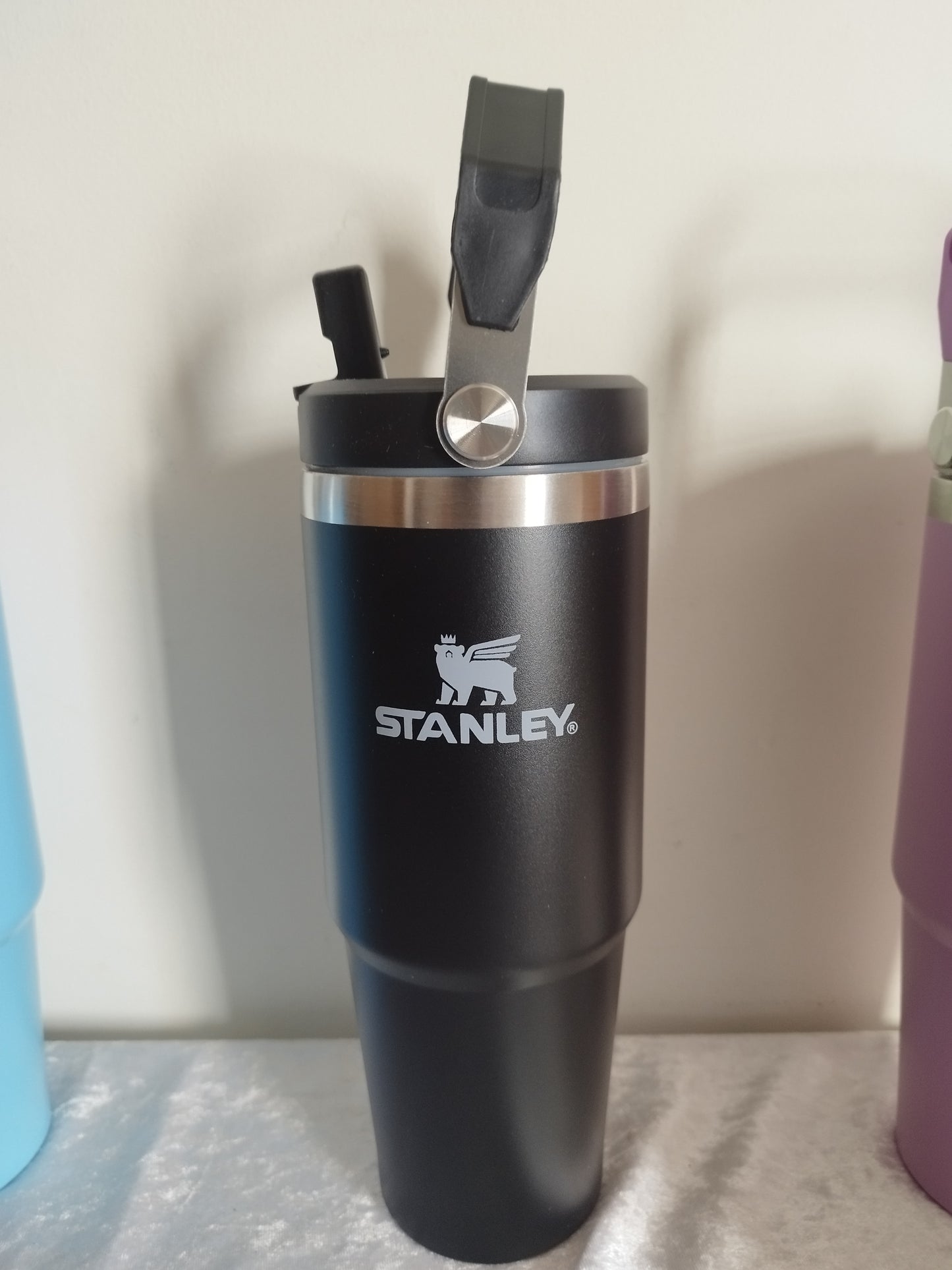 Termo Stanley 30 oz con agarradera (Stanley económico)